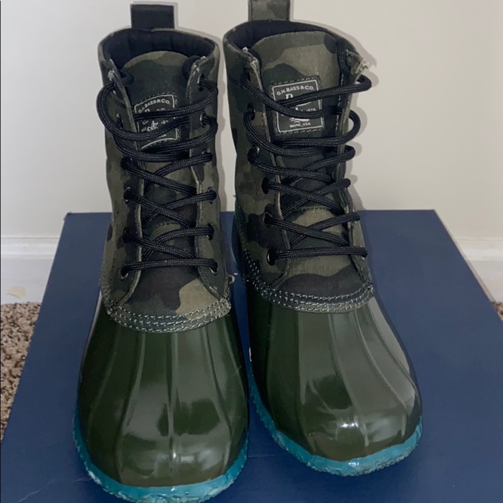 Rain boots